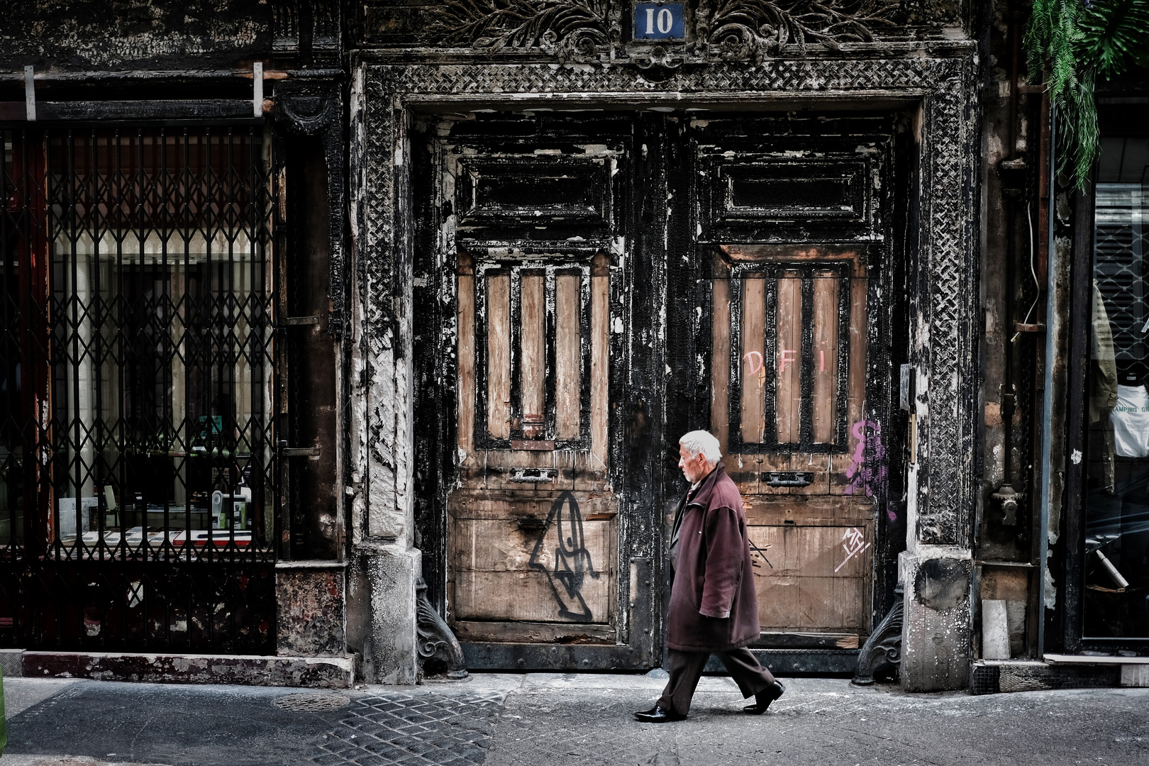 Paris - Passers-by