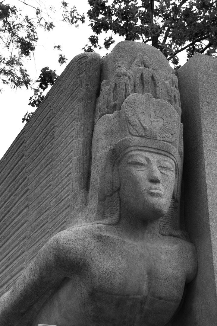 Paris Pere Lachaise