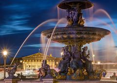 Paris - Place De La Concorde - Fontaine des Mers - Assemblee Nationale - 08