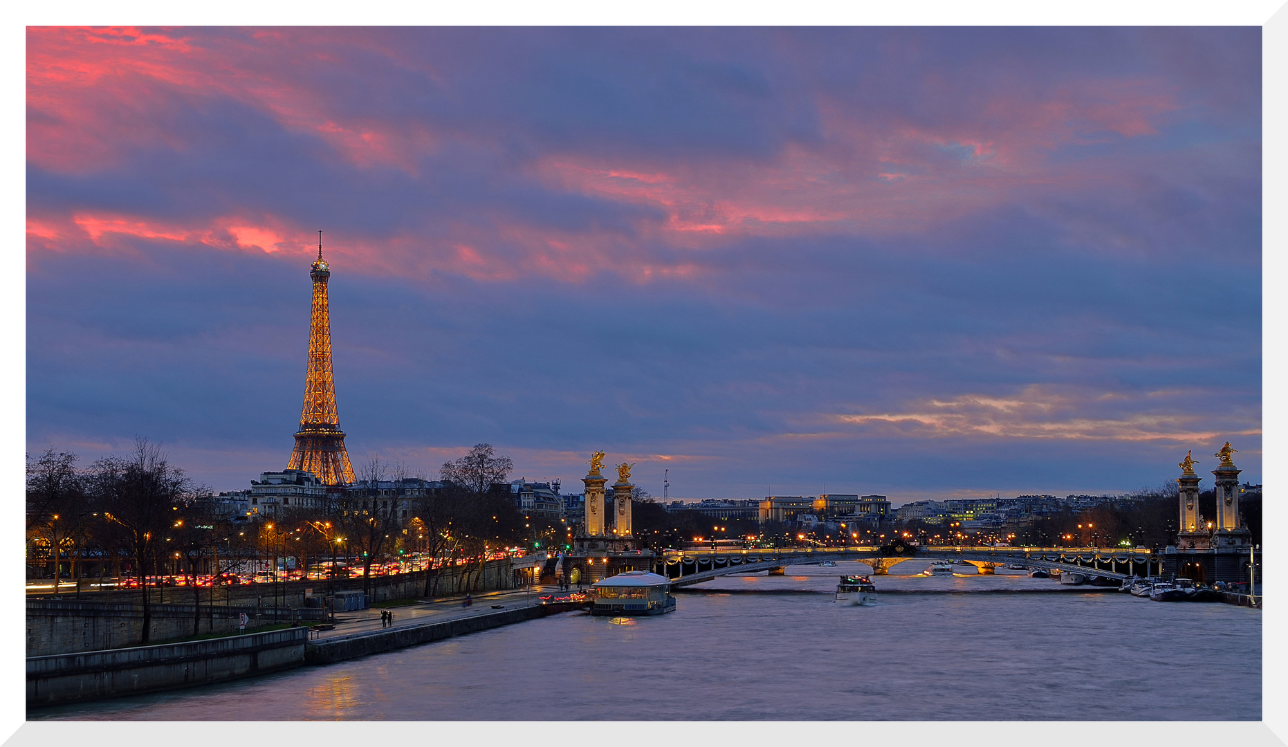 Paris - Pont Alexandre III und Eiffelturm