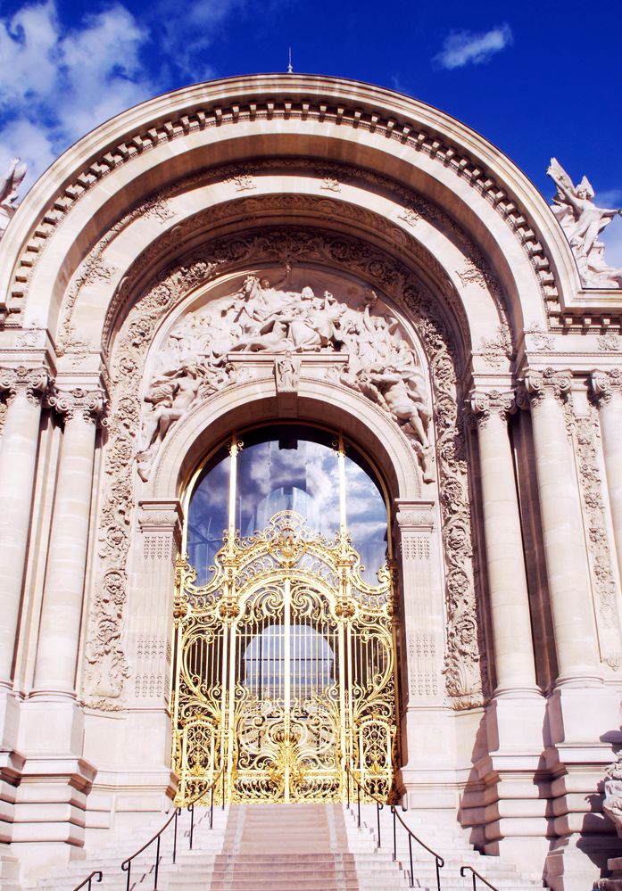Paris: Portal des Petit Palais