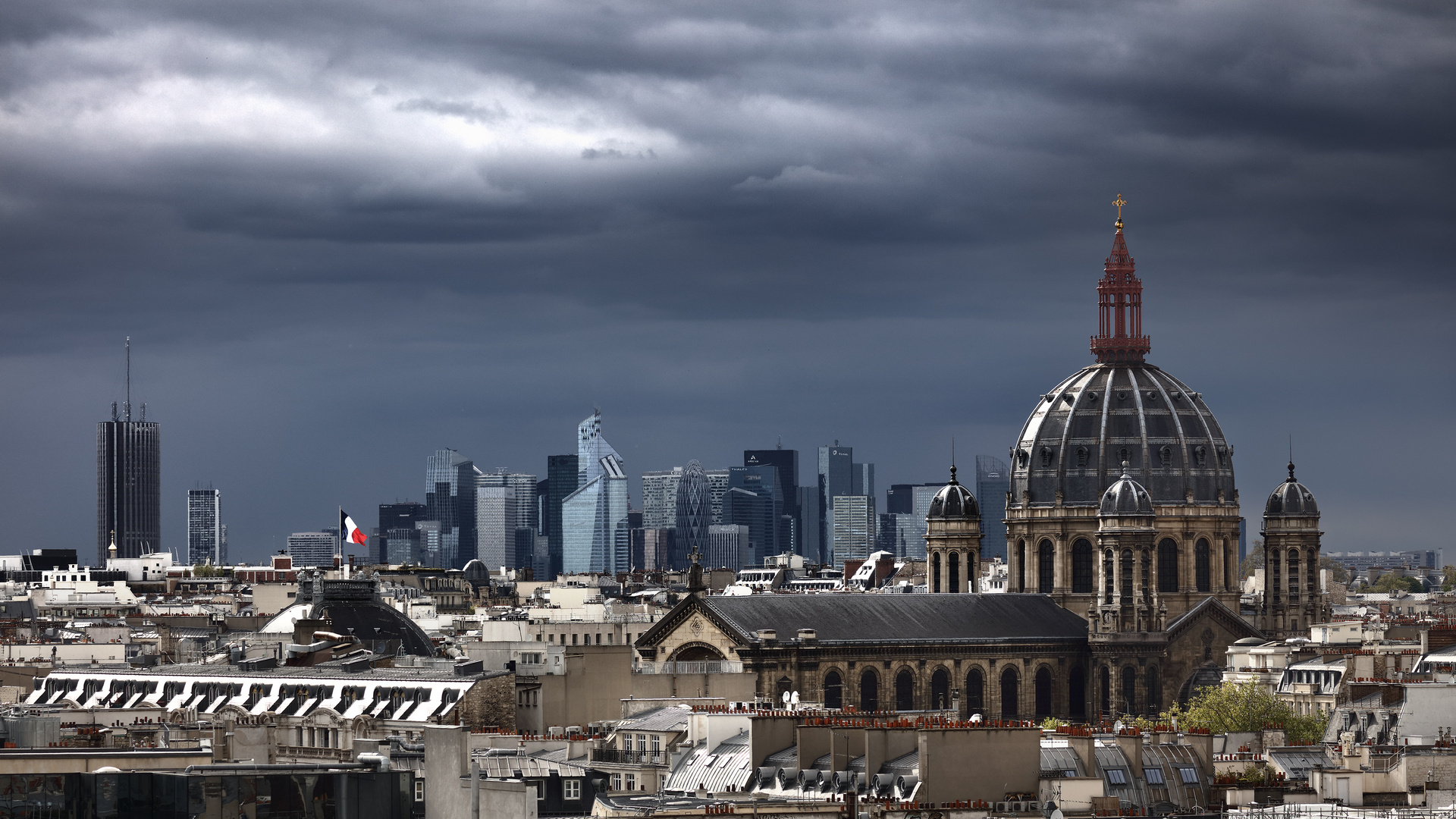 Paris Saint-Augustin und La Défense