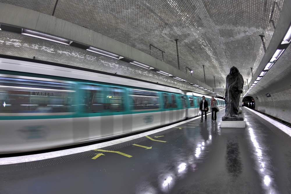 Paris September 2009 Métro Varenne