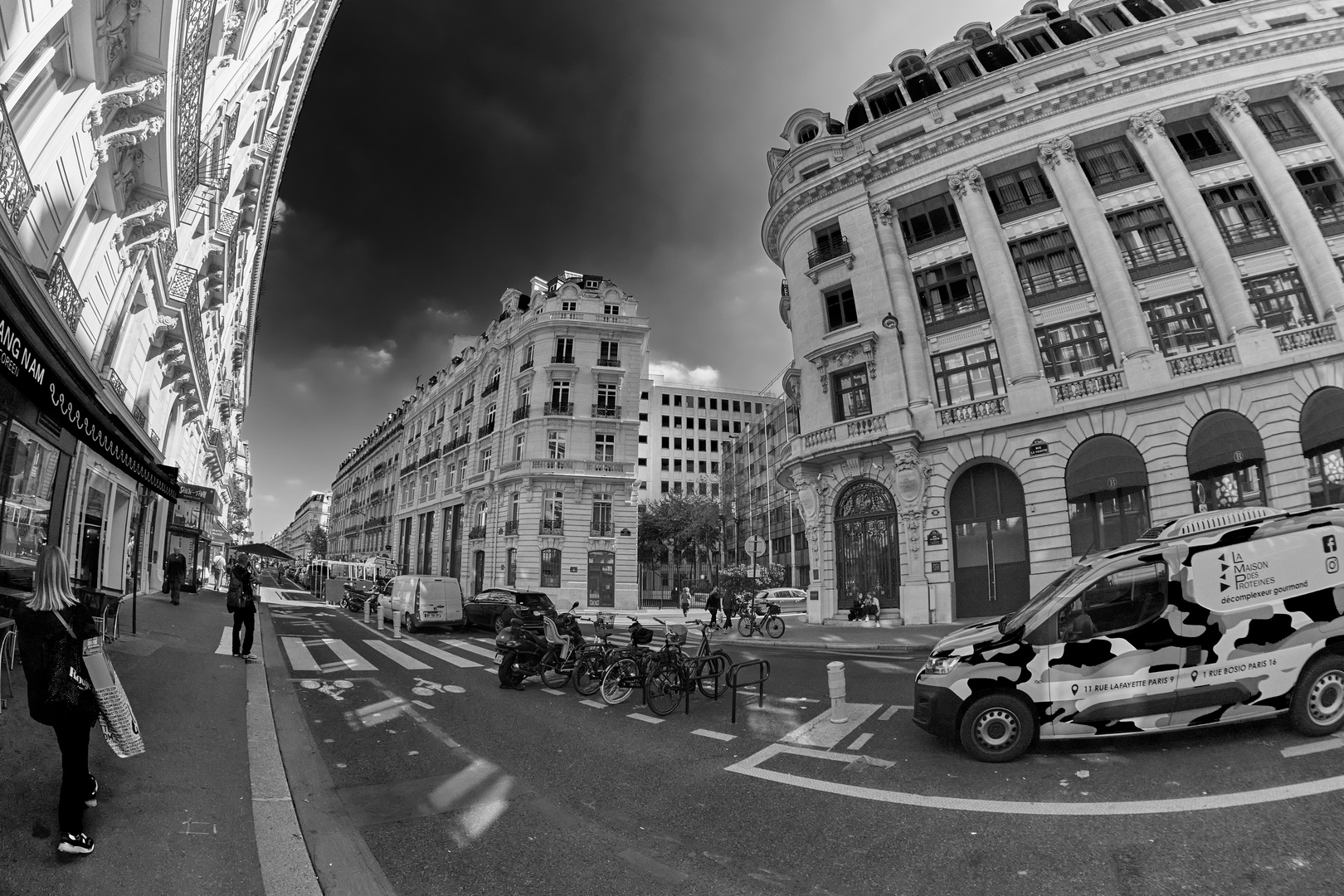 Paris verkehrsberuhigt