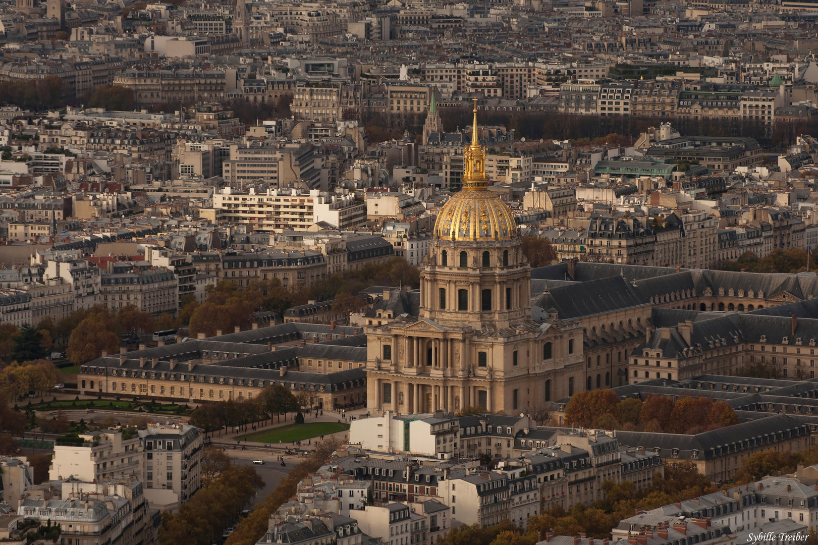 Paris von oben gesehen (2)