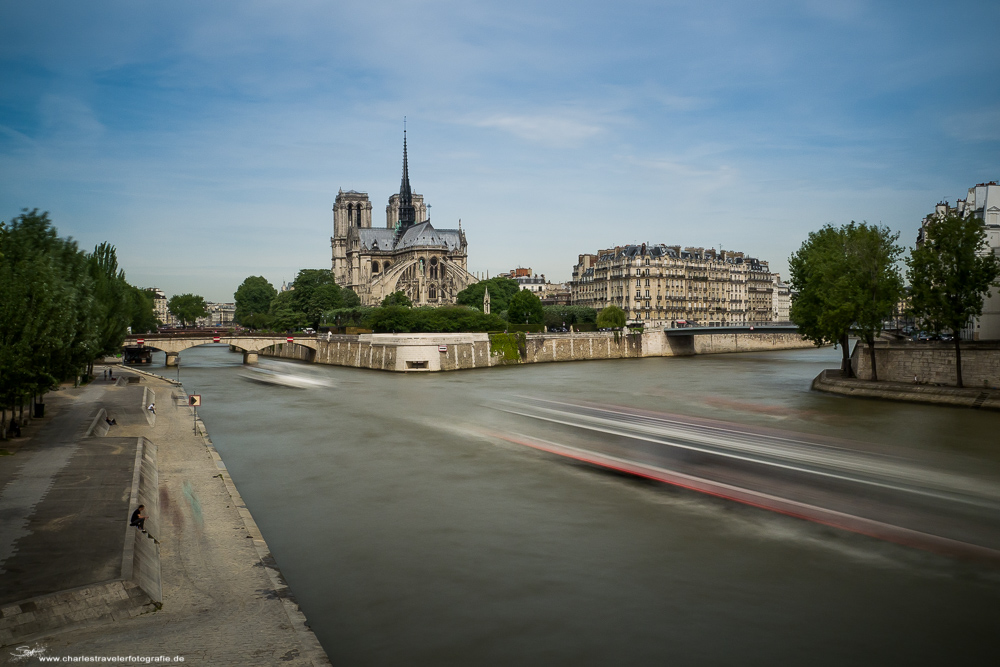 Pariser Ansichten [24] - Beaucoup de trafic sur la Seine