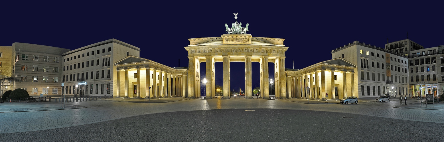 Pariser Platz mit Brandenburger Tor