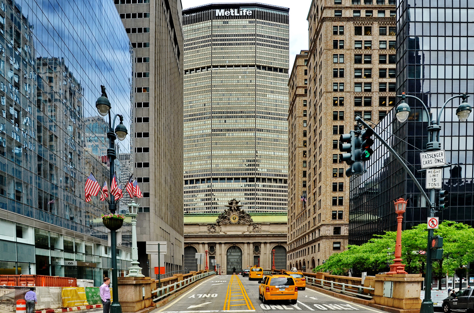 Park Avenue MetLife Building & Grand Central