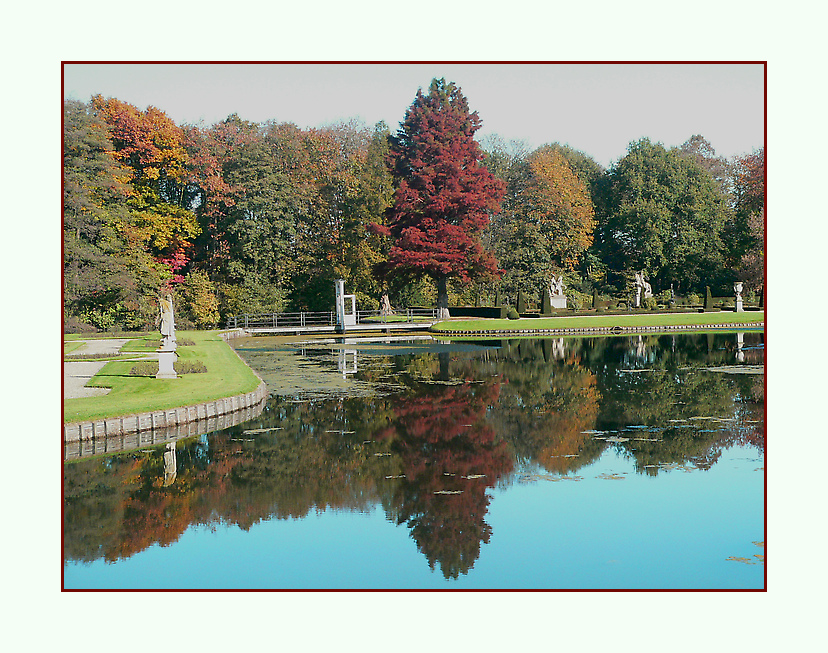 Park bei der Wasserburg Anholt