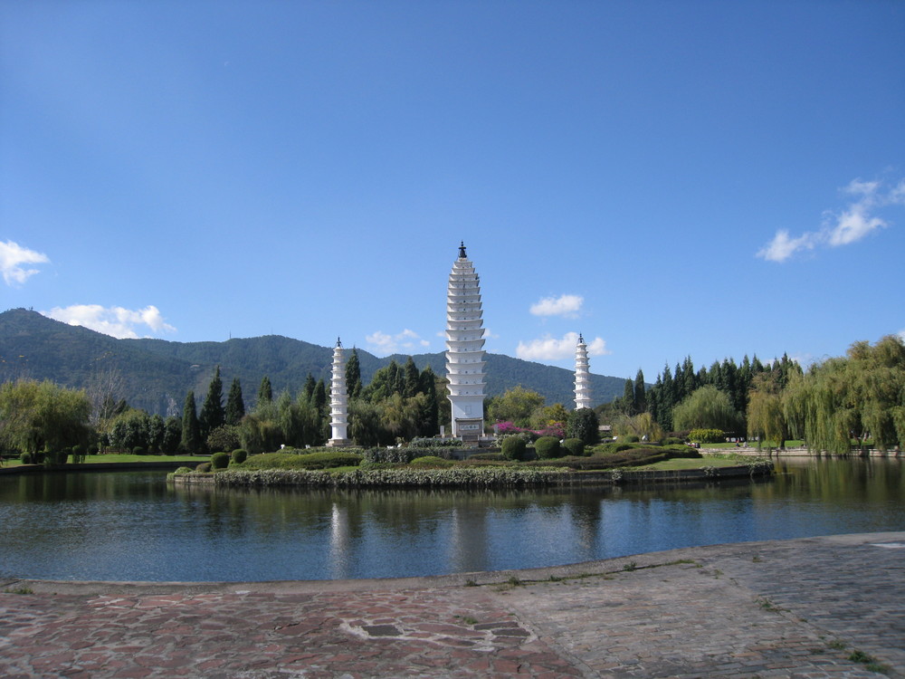 Park in Kunming China 01