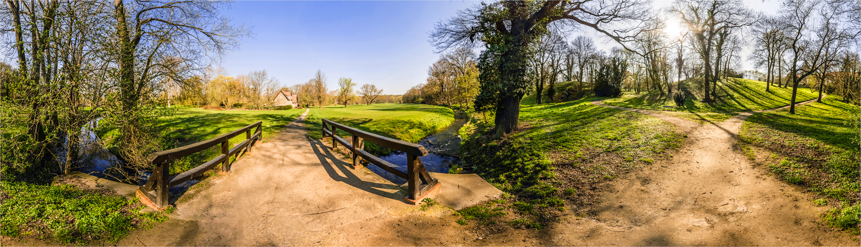 Park mit Niedermühle (360°-Ansicht)