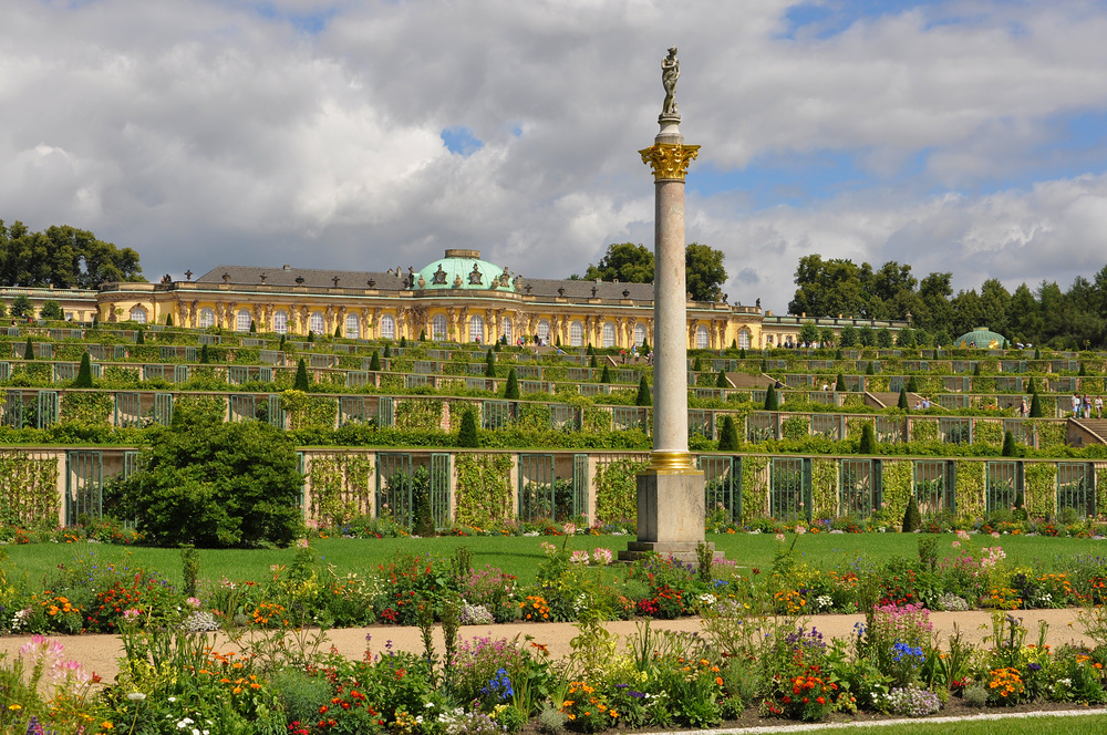 Park und Schloss Sanssouci.............