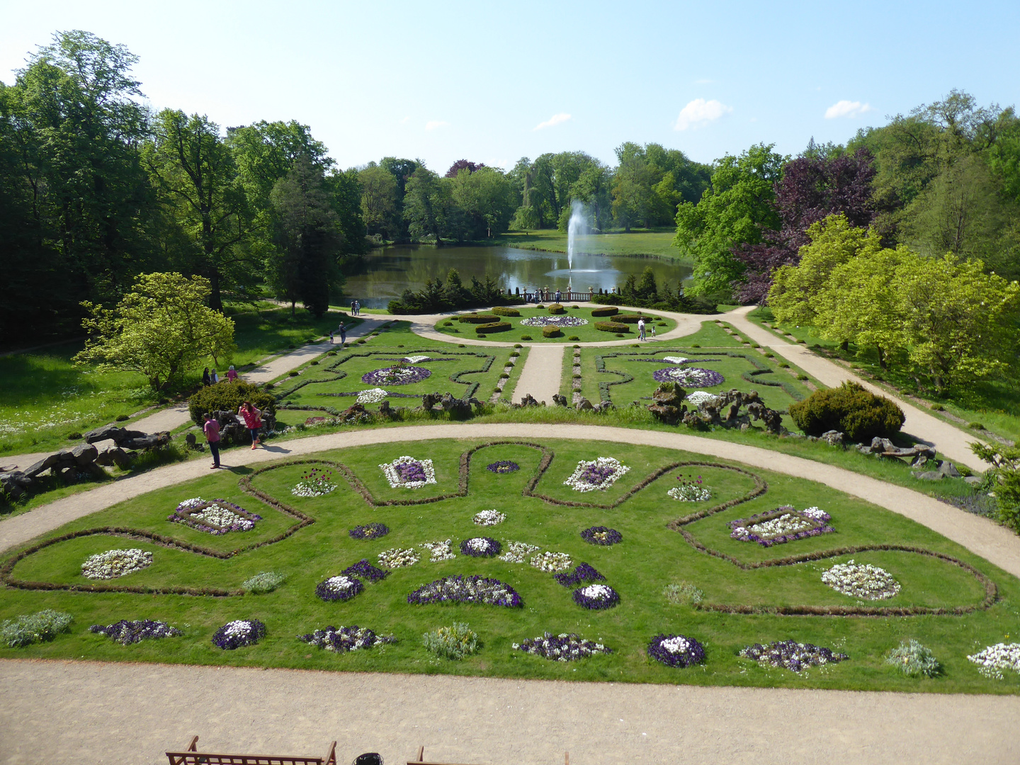 Park Wiesenburg von der Terrasse aus gesehen