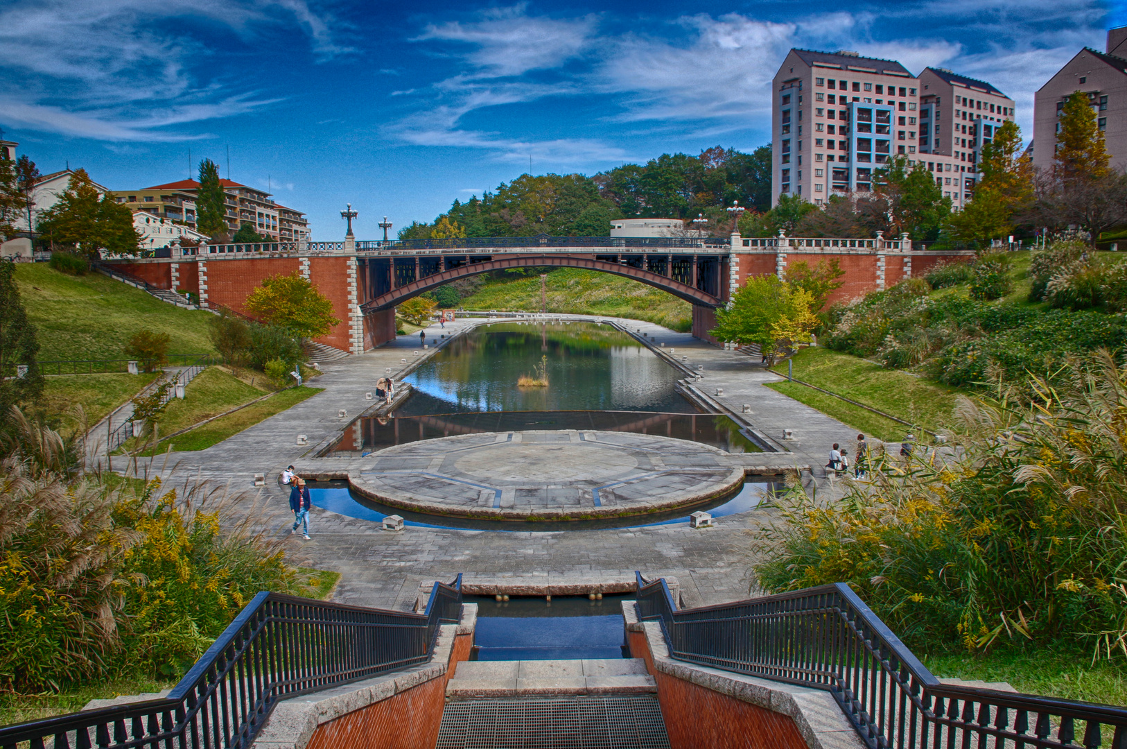 Park with a view of the bridge Bridge-1