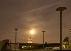 Parkdeck bei Nacht