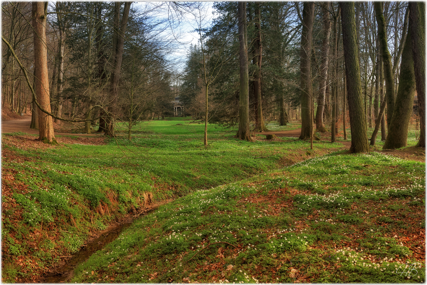 Parkgeschichten, mit Blick zum Badehaus.