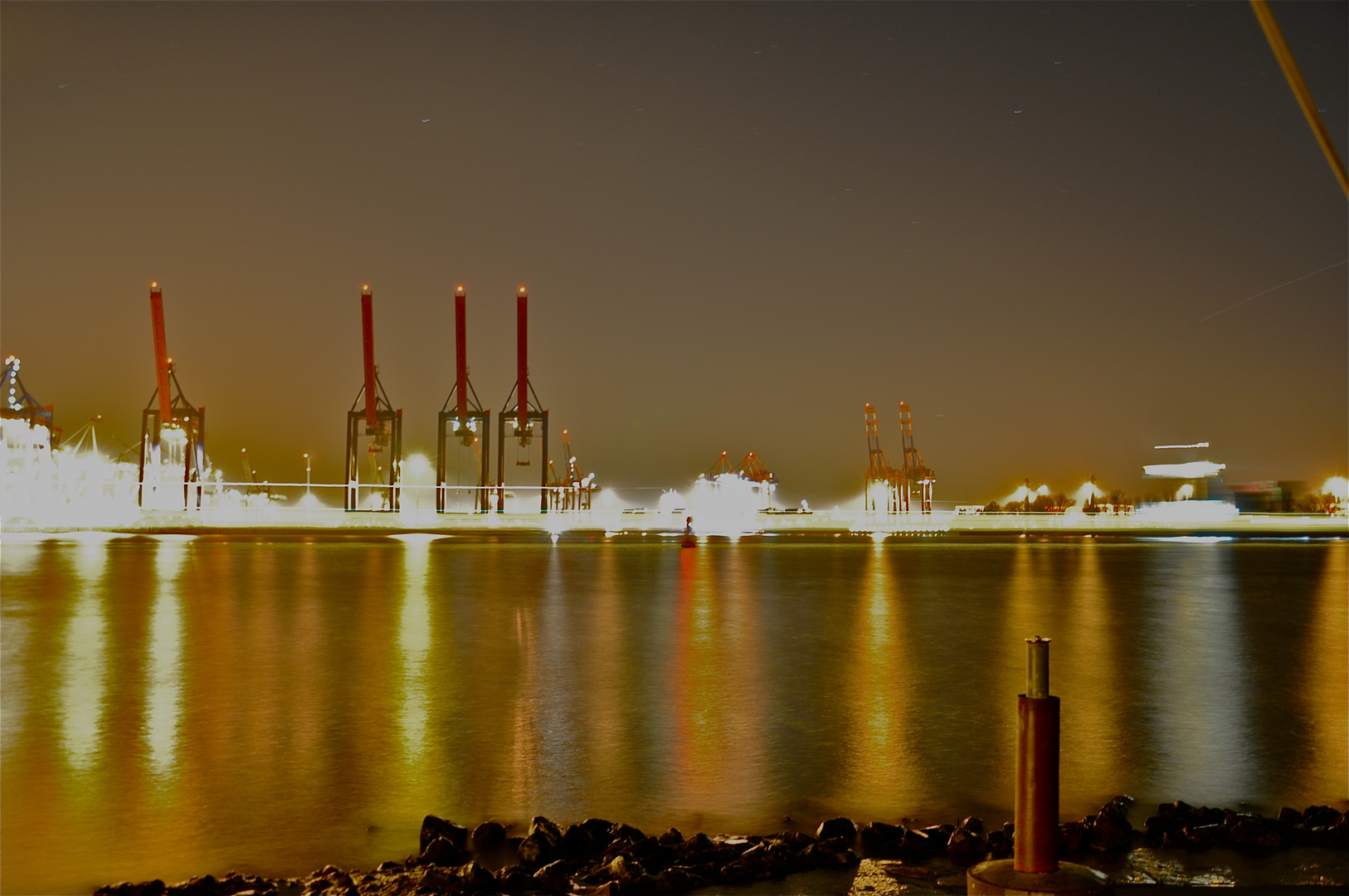 Parkhafen bei Nacht