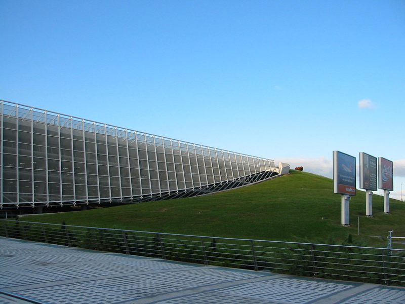 Parkhaus am Airport Bilbao