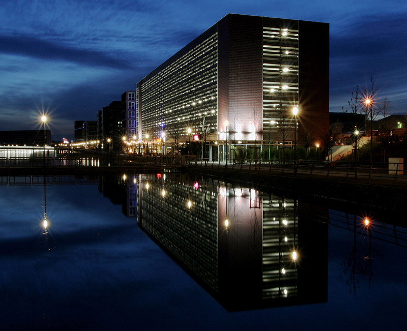 Parkhaus am Innenhafen Duisburg