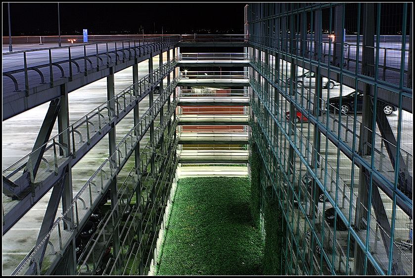 Flughafen Köln Bonn Parkhaus 2 www.fotocommunity.de