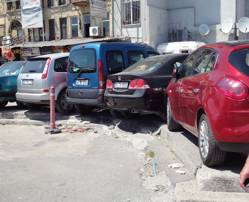 Parking in Istanbul