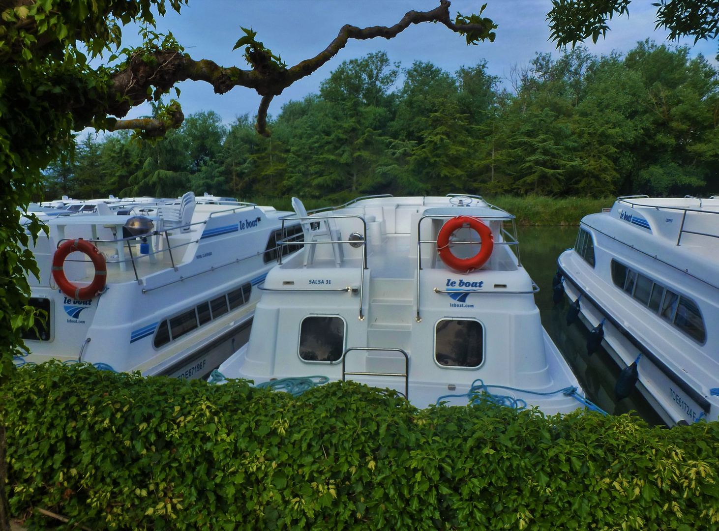 Parking pour les bateaux à Sérignan dans l'Hérault