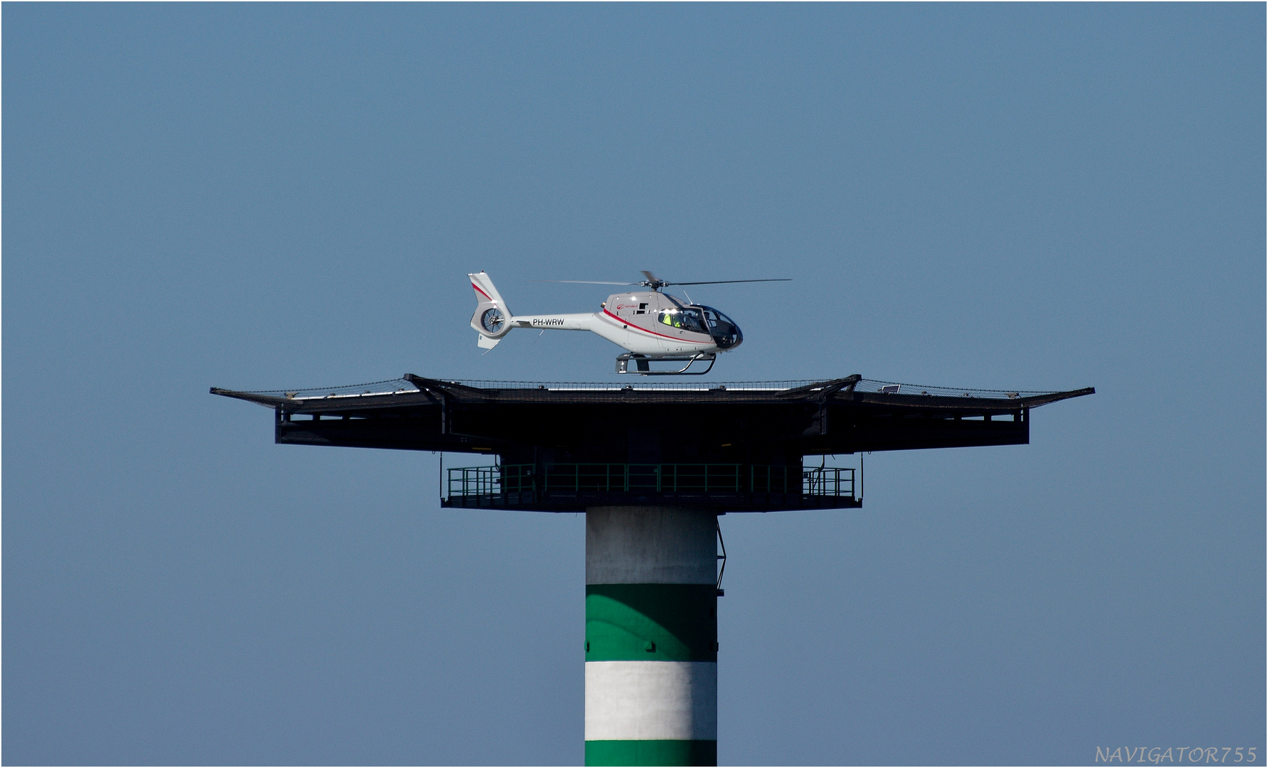 Parkplatz mit Aussicht. / Maasmond / Rotterdam