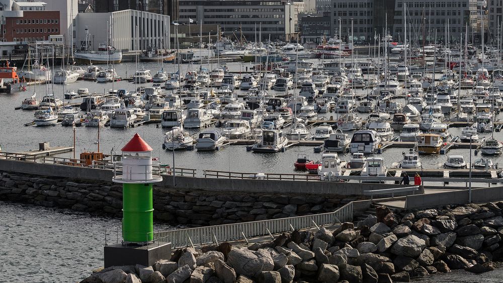 PARKPLATZNOT? - Es gibt noch freie Plätze!