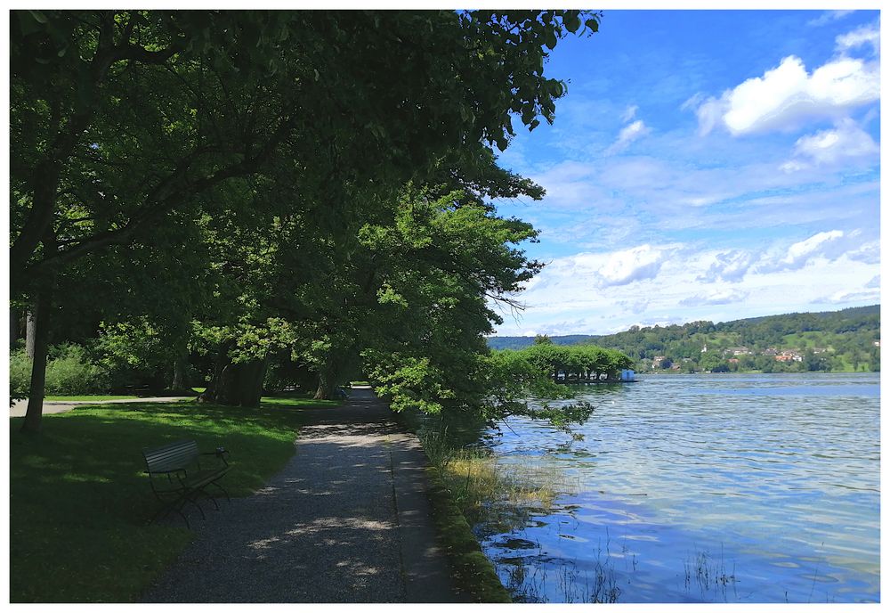 Parkweg mit Sicht nach Deutschland