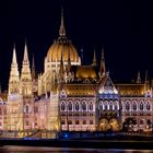 Parlament bei Nacht