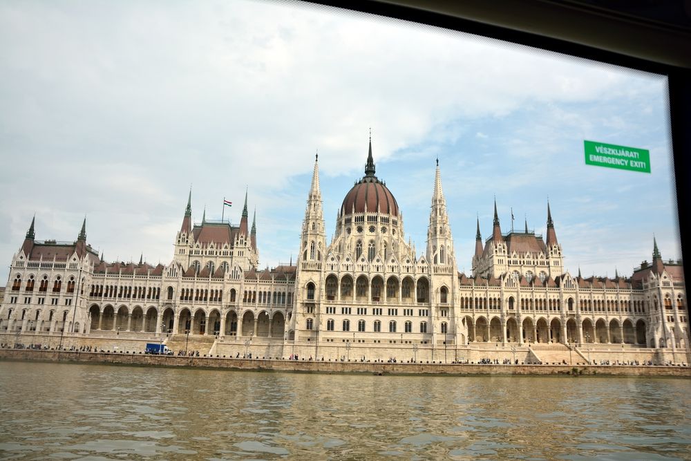 Parlament vom Bus Fenster.