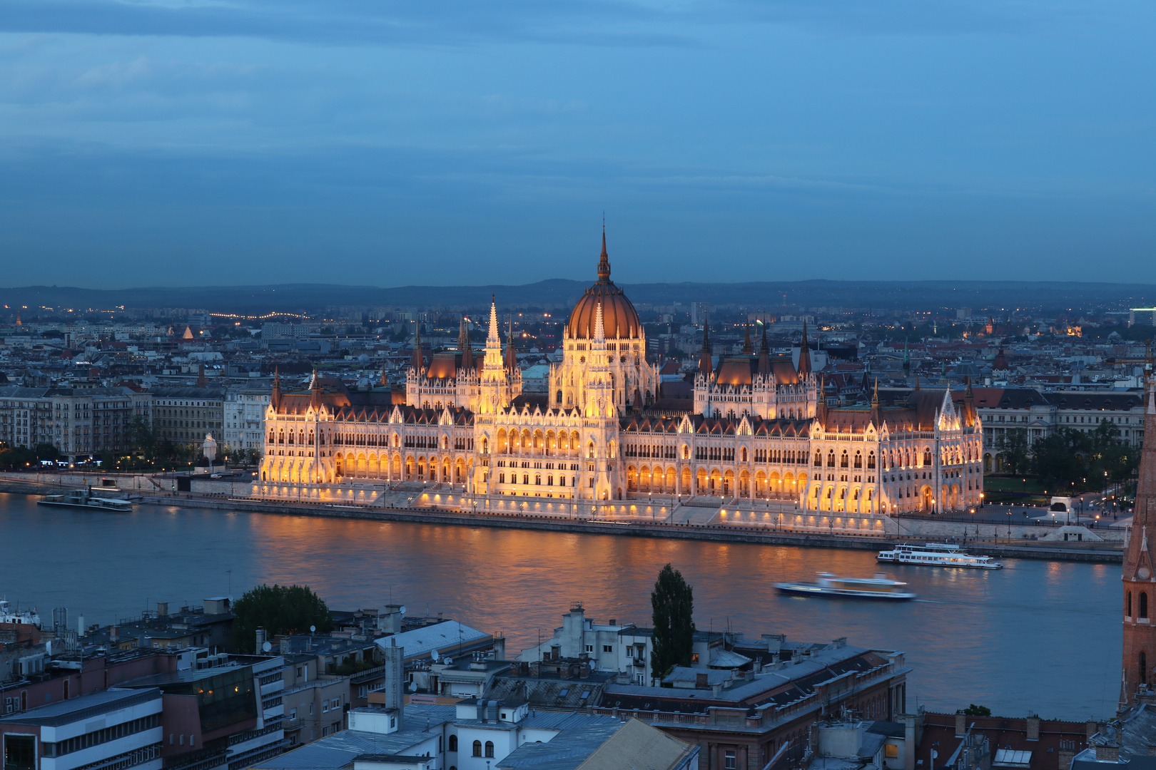 Parlamentsgebäude Ungarns Foto & Bild | reise, city, nacht Bilder auf