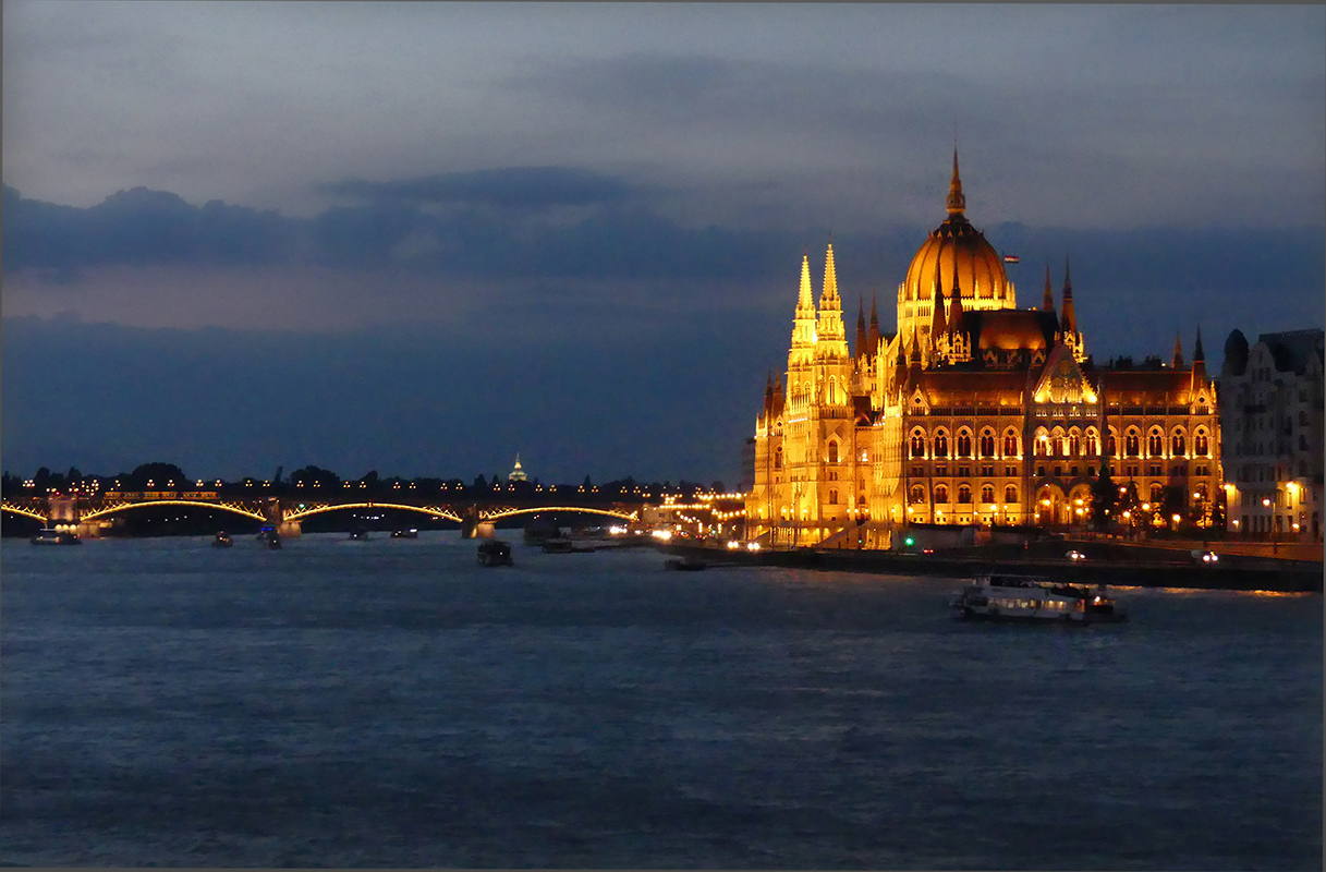 - Parlamentsgebäude von Budapest -