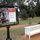 Parque de la Independencia - Réplica del banco donde estuvo el Che Guevara a dias de nacer 1928