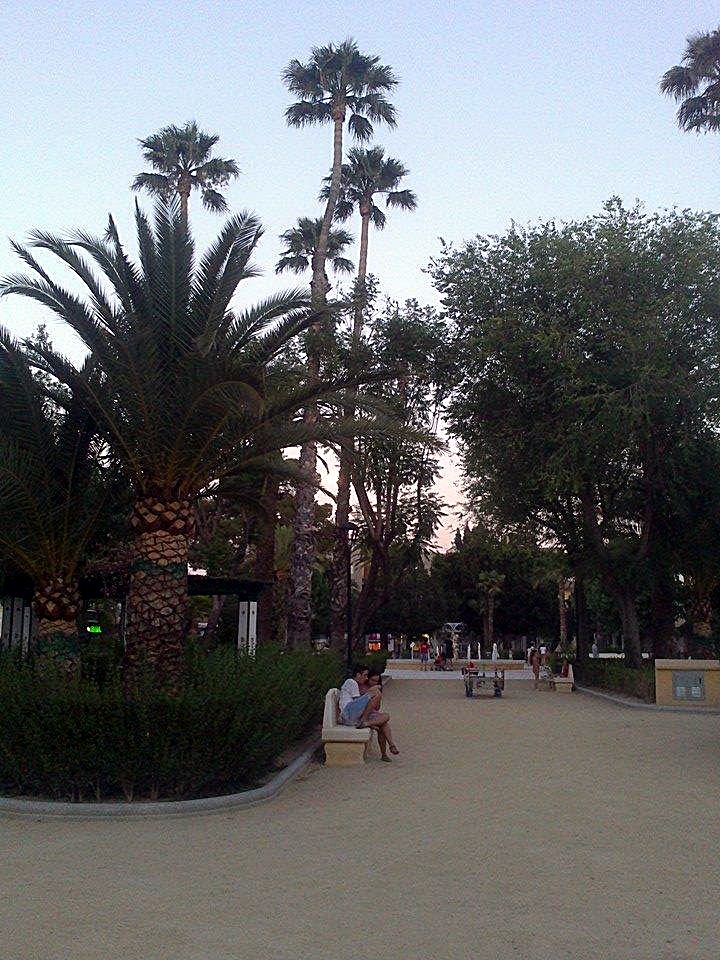 Parque doctor Calatayud , Aspe Alicante