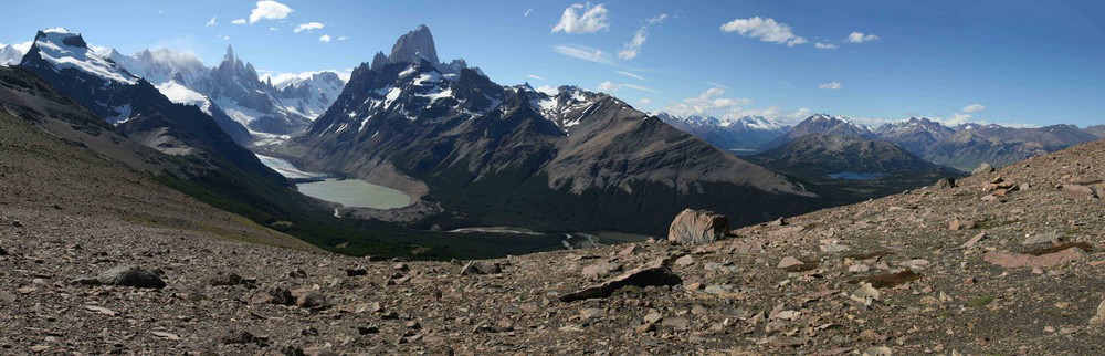 Parque Nacional Los Glaciares - Laguna Torre - Cerro Torre 3.128m - Fitz Roy 3.375m