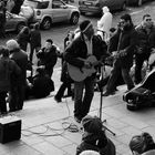 Partage musical au pied du Sacré Coeur ( Montmartre, Paris )