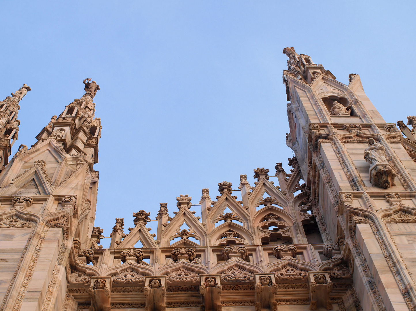 particolare del Duomo di Mialno