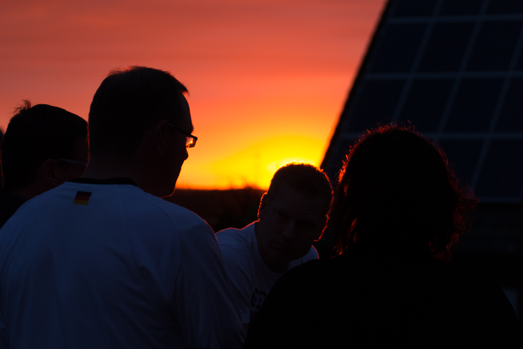 Party im Sonnenuntergang