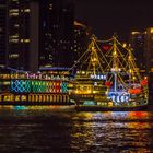 Partyboote auf dem Huangpu Jiang
