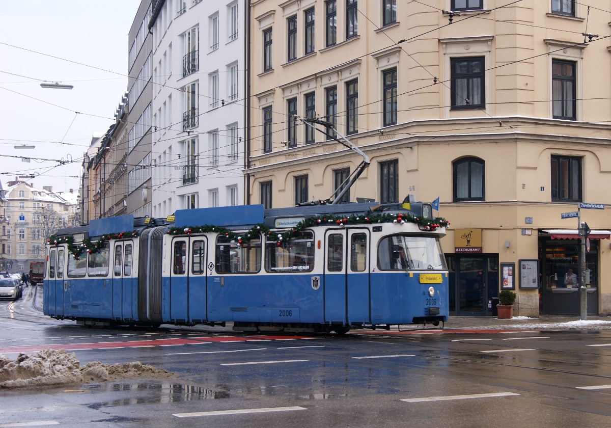 Partywagen auf Probefahrt