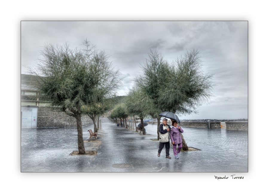 Paseando bajo la lluvia