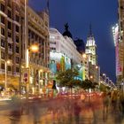 Paseando la Gran Via