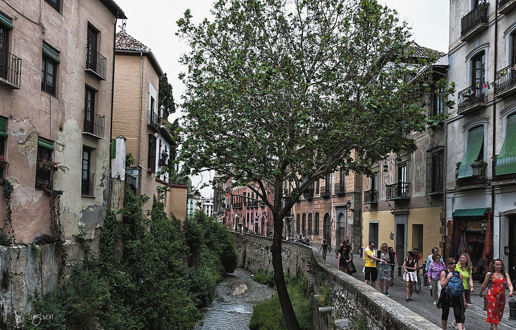 Paseo de los Tristes