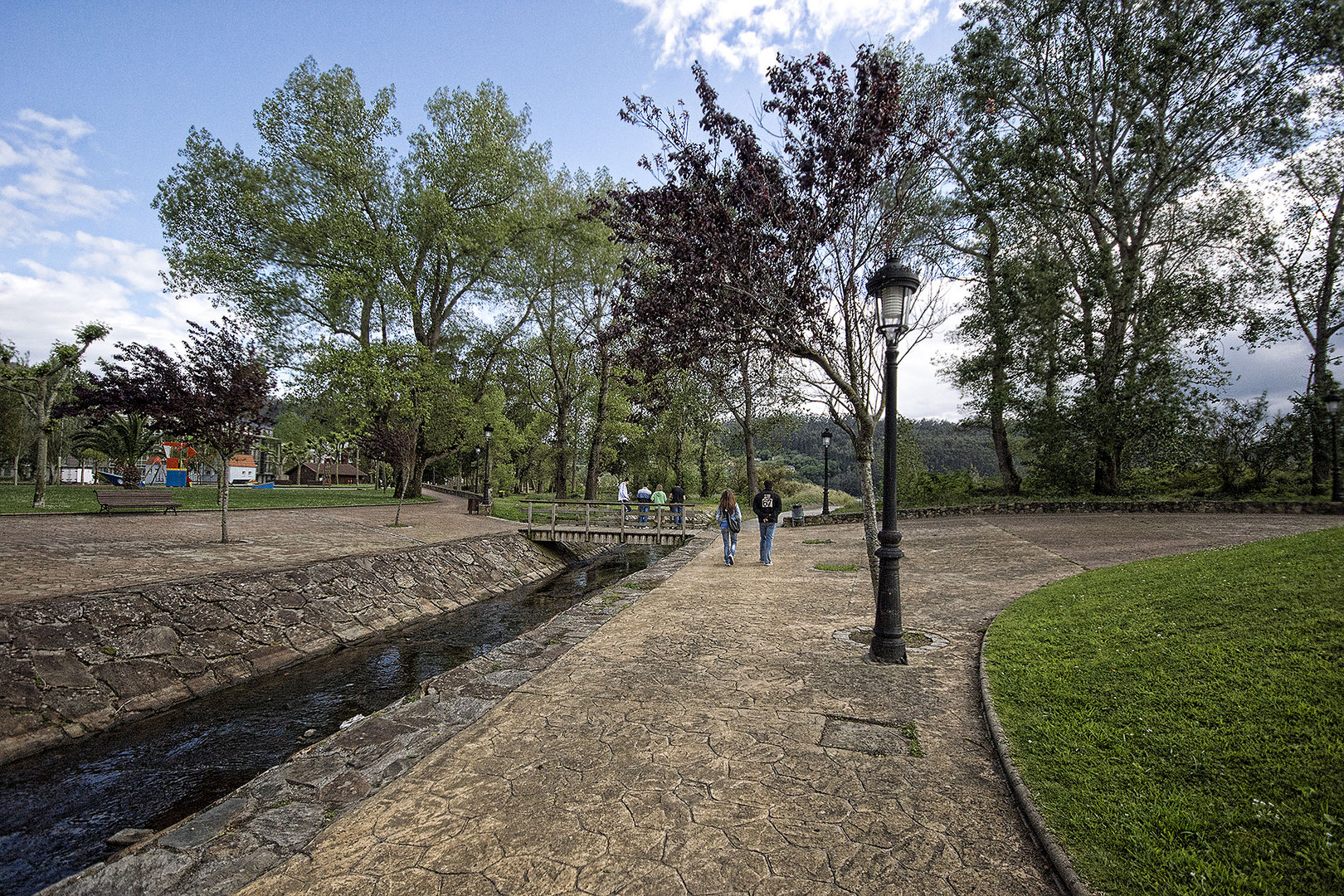 PASEO POR EL PARQUE