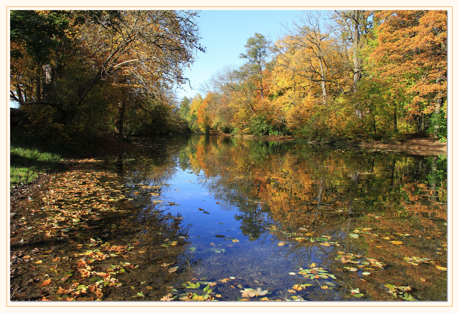 Pasinger Stadtpark im Herbstkleid