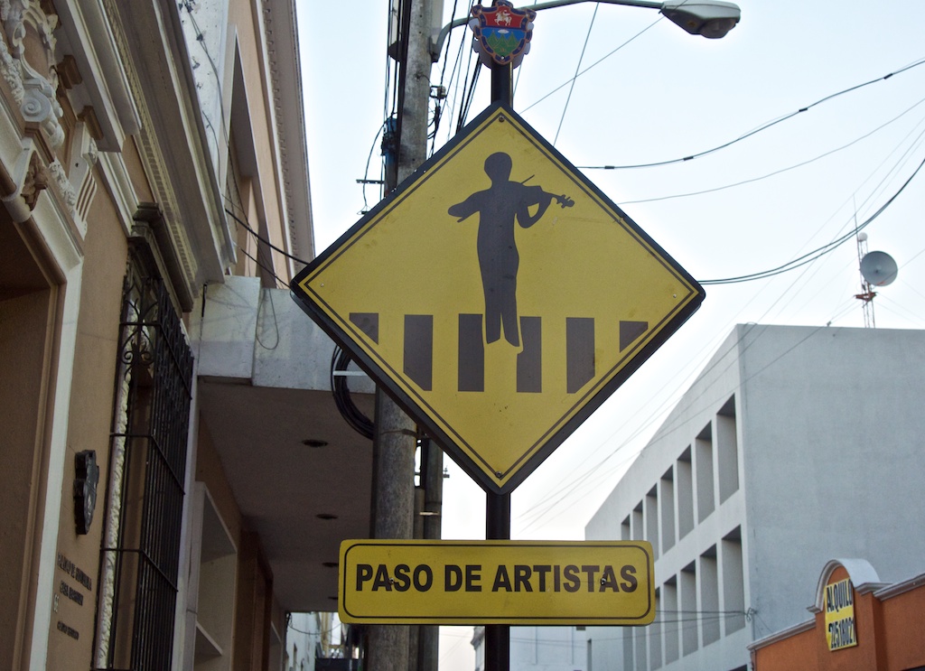 Paso de artistas