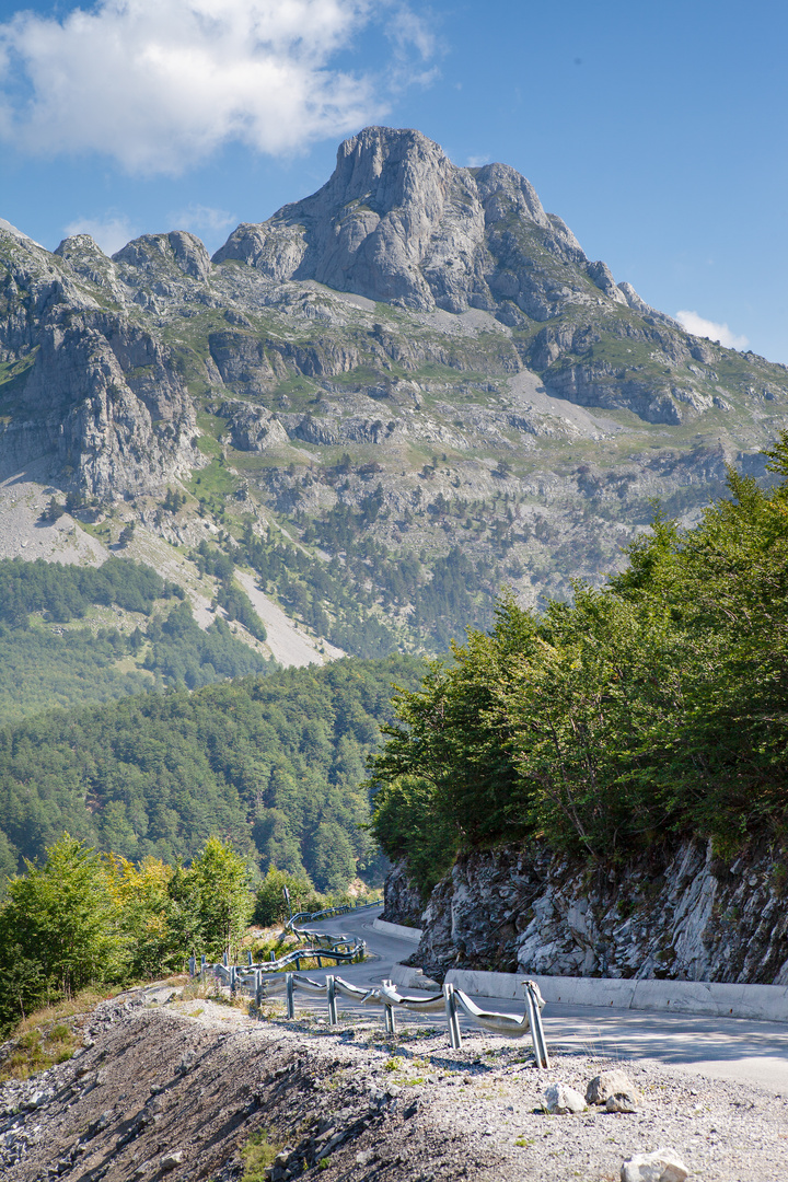 Pass in den Albanischen Alpen