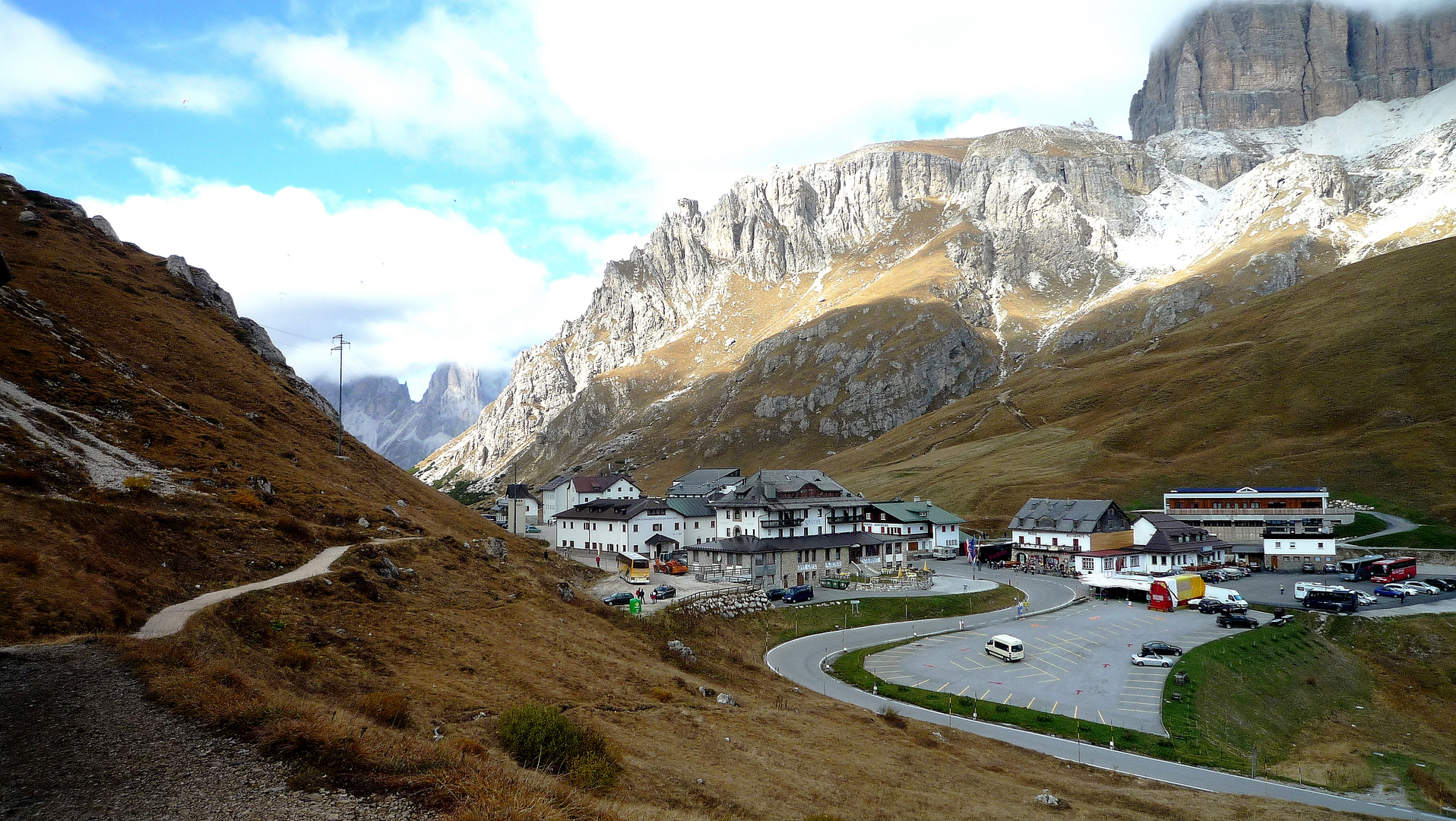 Pass Pordoi (2239 m)