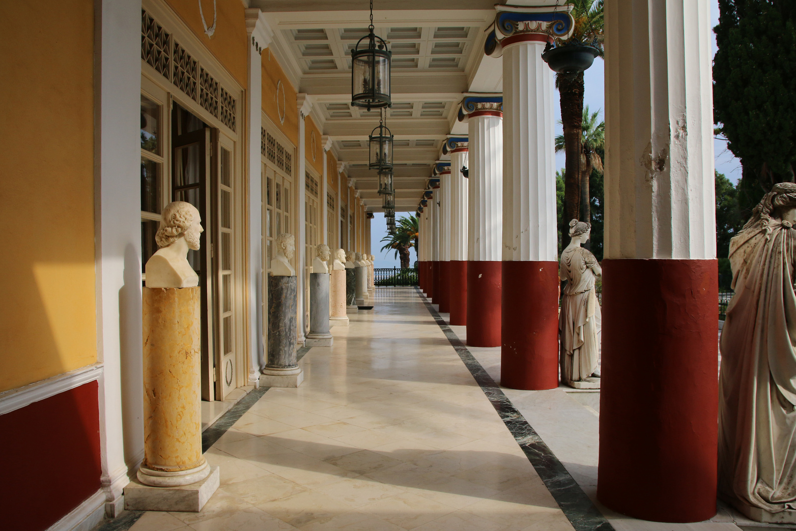 Passage im Achilleion